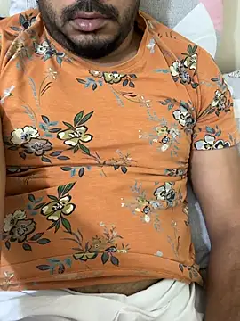 Handsome8677 online show from 02-10-26, 09:36