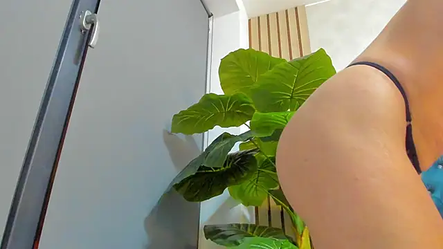 AsshleySing online show from 01-12-26, 04:58