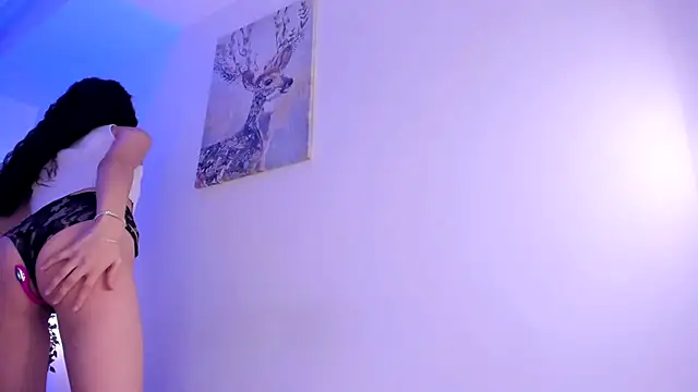 Snapshot of Divine_Madeleine chatting on 02-28-26, 08:03 Divine Madeleine online show from 02-28-26, 08:03