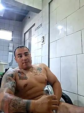 Rueditasss online show from 12-14-25, 02:55