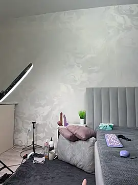 Snapshot of ChloeBrut chatting on 07-14-26, 12:10 ChloeBrut online show from 07-14-26, 12:10