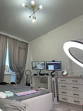 Snapshot of ChloeBrut chatting on 06-25-26, 12:08 ChloeBrut online show from 06-25-26, 12:08