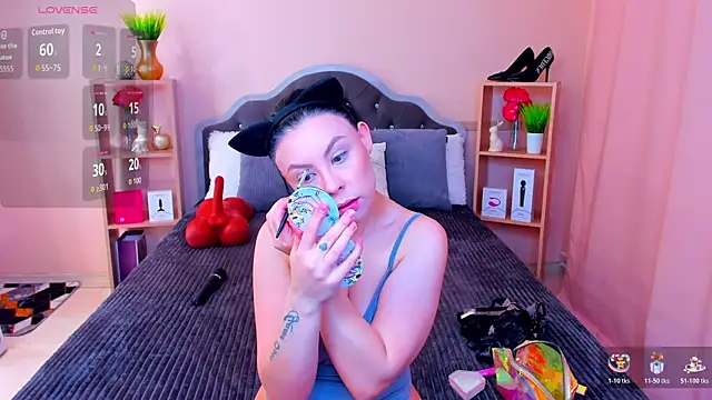 ChloeBrut online show from 11-10-25, 12:37