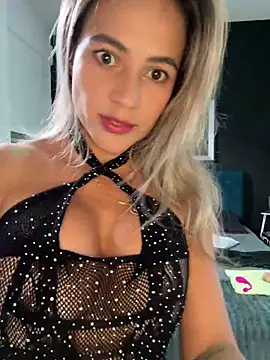 Snapshot of valentina_herrrera chatting on 04-27-26, 06:28 valentina herrrera online show from 04-27-26, 06:28