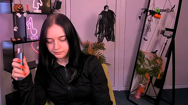 miki ti online show from 11-01-25, 09:58