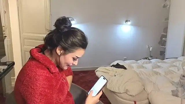 Lailawick online show from 12-13-25, 08:59