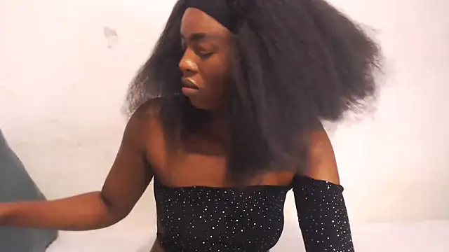 TallEbonyBabe online show from 02-09-26, 04:32