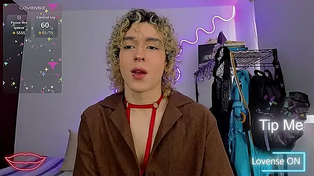 Lyric Mirage online show from 11-19-25, 08:42