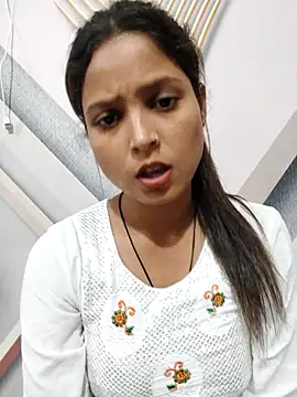 Anshika1431 online show from 11-10-25, 03:17