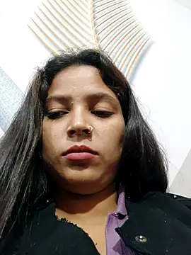 Anshika1431 online show from 11-07-25, 03:55