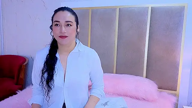 Elizabeth bennett 6 online show from 11-12-25, 11:47