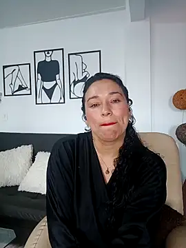 Elizabeth bennett 6 online show from 03-25-26, 05:56