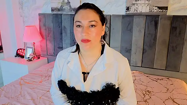 Elizabeth bennett 6 online show from 01-05-26, 06:11