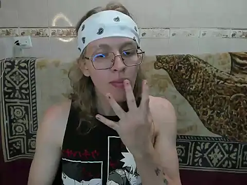 Snapshot of Bookjinn chatting on 01-18-26, 12:03 Bookjinn online show from 01-18-26, 12:03