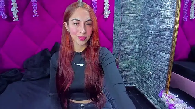 MariamGray1 online show from 12-22-25, 08:31