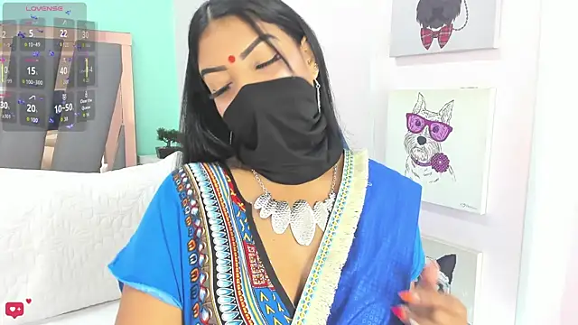 Iniya Parul online show from 05-18-26, 02:55