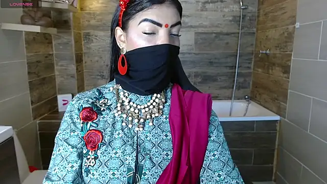 Iniya Parul online show from 04-20-26, 02:40