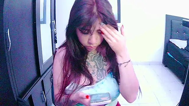adri gomez1 online show from 10-18-25, 08:16