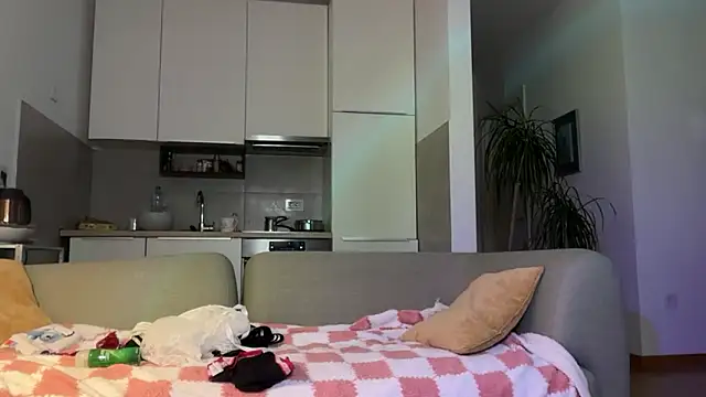 kira yoshika9e online show from 04-03-26, 06:58