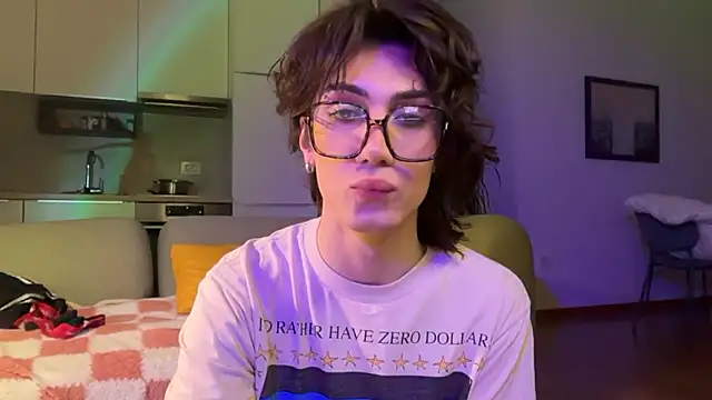 kira yoshika9e online show from 04-02-26, 06:47