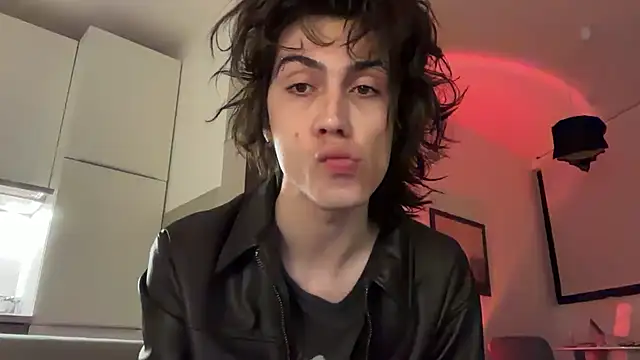 kira yoshika9e online show from 03-24-26, 09:37