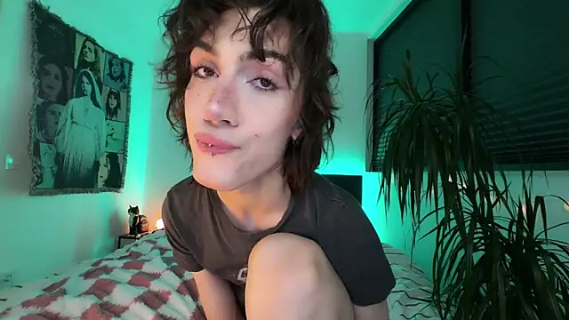 kira yoshika9e online show from 05-30-26, 08:58