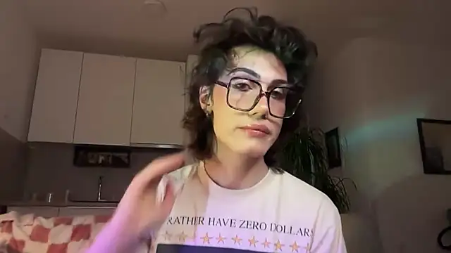 kira yoshika9e online show from 03-31-26, 10:12