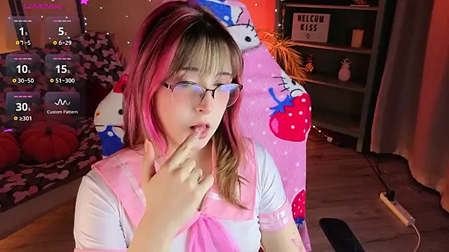 Soffi Toffi online show from 03-14-26, 01:28