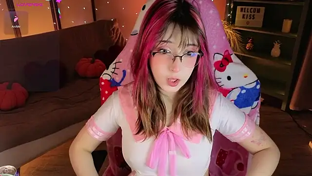 Soffi Toffi online show from 03-21-26, 05:19