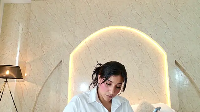 Antonella Russo1 online show from 04-08-26, 01:01