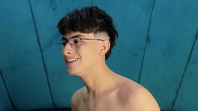 Aaron Eze online show from 11-06-25, 11:31