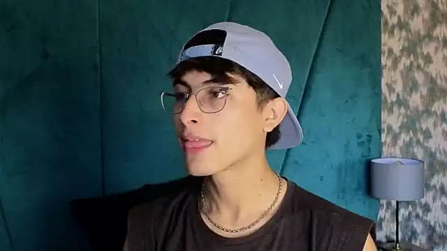 Aaron Eze online show from 11-02-25, 09:42