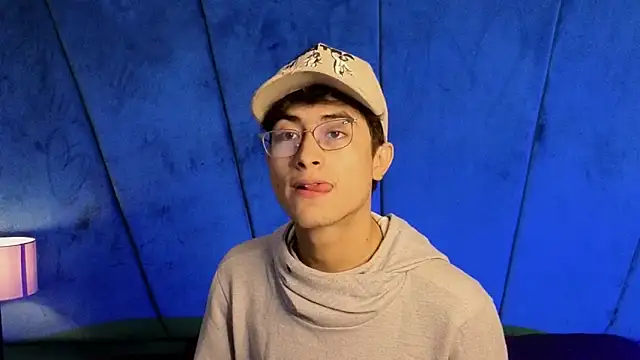 Aaron Eze online show from 11-05-25, 10:46