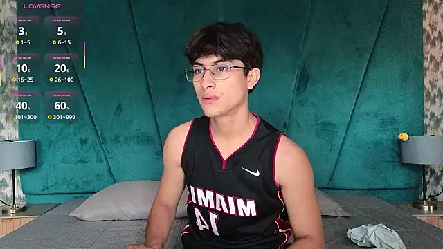 Aaron Eze online show from 02-04-26, 08:37