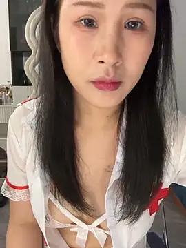 littlesluttycat online show from 02-10-26, 03:33