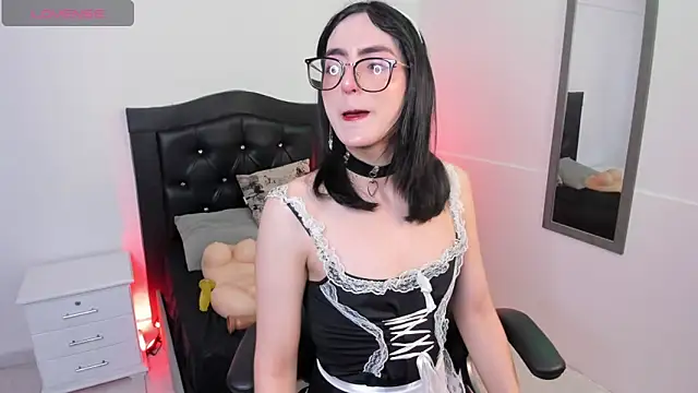 Noah Cherry online show from 12-21-25, 01:19