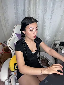 Midori rosse online show from 05-06-26, 10:58