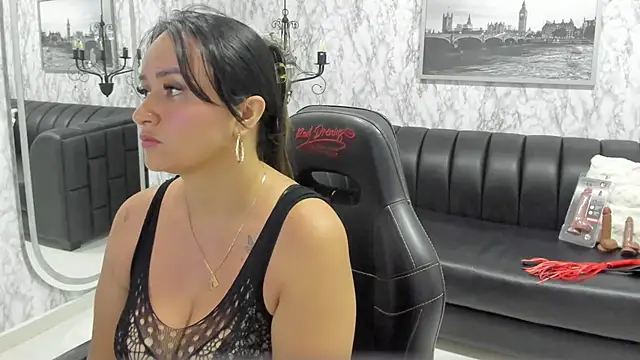 AlexandraMilff online show from 01-13-26, 03:54