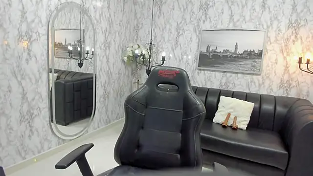 AlexandraMilff online show from 11-12-25, 11:30