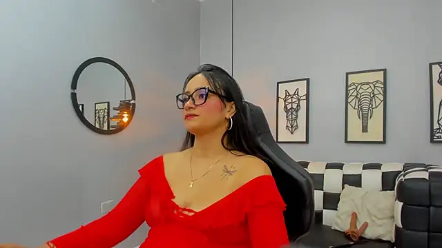 AlexandraMilff online show from 11-29-25, 11:49