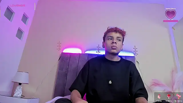 Xavier Fox    online show from 02-13-26, 07:58