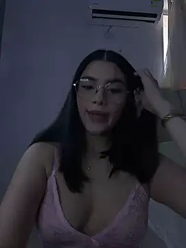 Julietalcl online show from 04-30-26, 08:27