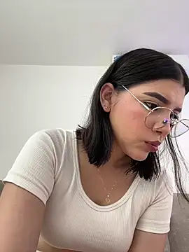 Julietalcl online show from 11-01-25, 09:08