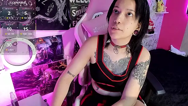 AuroraChannn online show from 11-24-25, 10:32