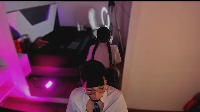 michelle cutee  online show from 11-10-25, 08:25