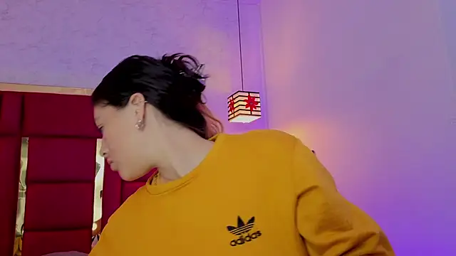 moon winy online show from 04-24-26, 11:23