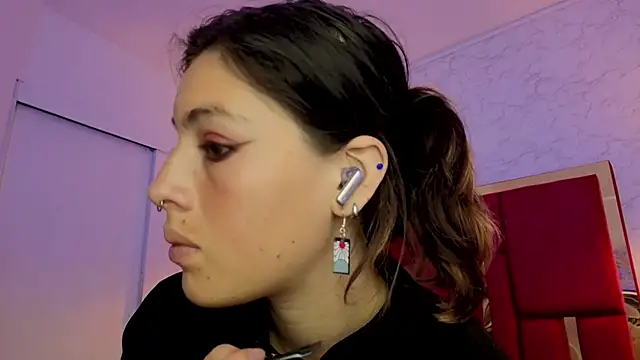 moon winy online show from 02-12-26, 02:44