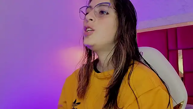 moon winy online show from 04-18-26, 11:45