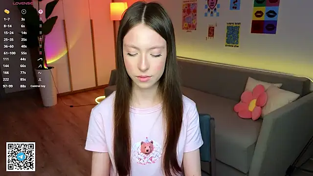 Yasmin Kass online show from 04-04-26, 07:26