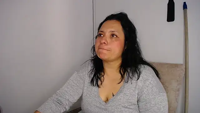 Snapshot of Lia_TabooMatureBbw chatting on 02-11-26, 08:20 Lia TabooMatureBbw online show from 02-11-26, 08:20